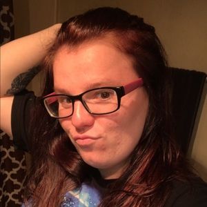 Meet your Posher, Michaela